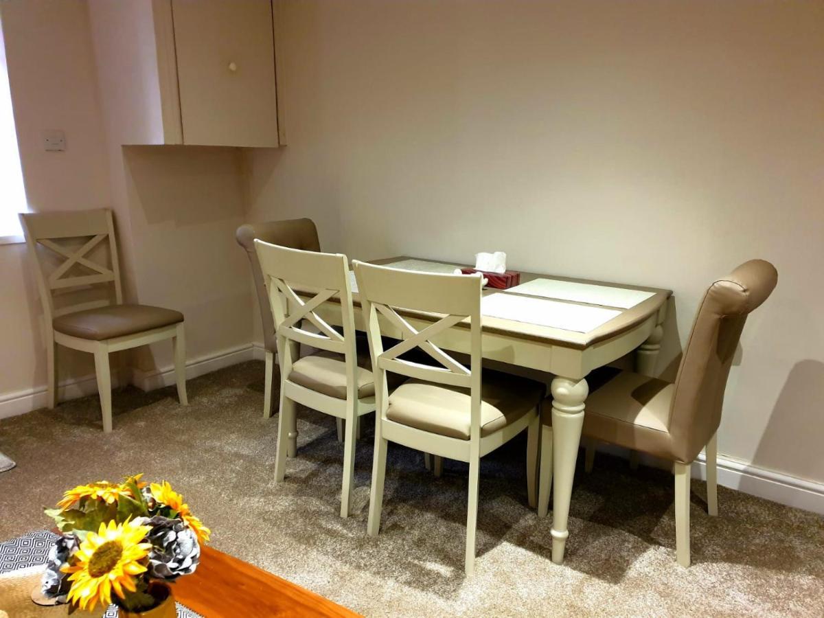 Elegant 2 Bed Apartment In Mánchester Exterior foto